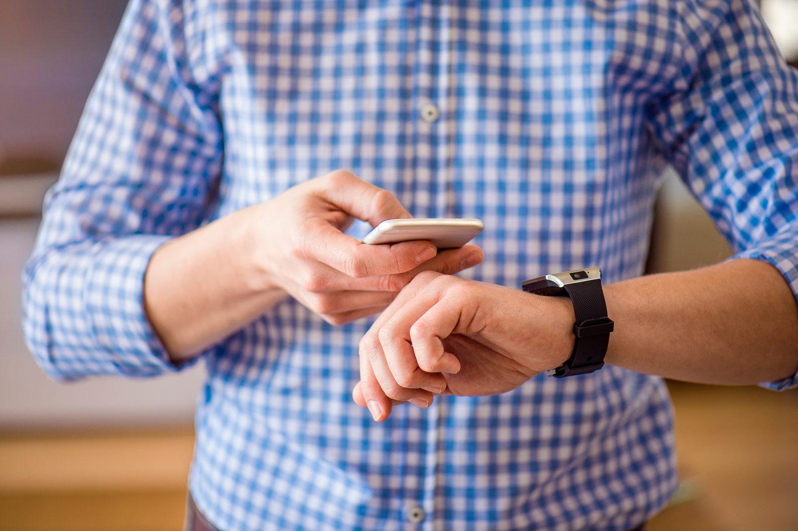 Cairo's Wellness Experts Share Phone-Free Hours That Improve Mental Health