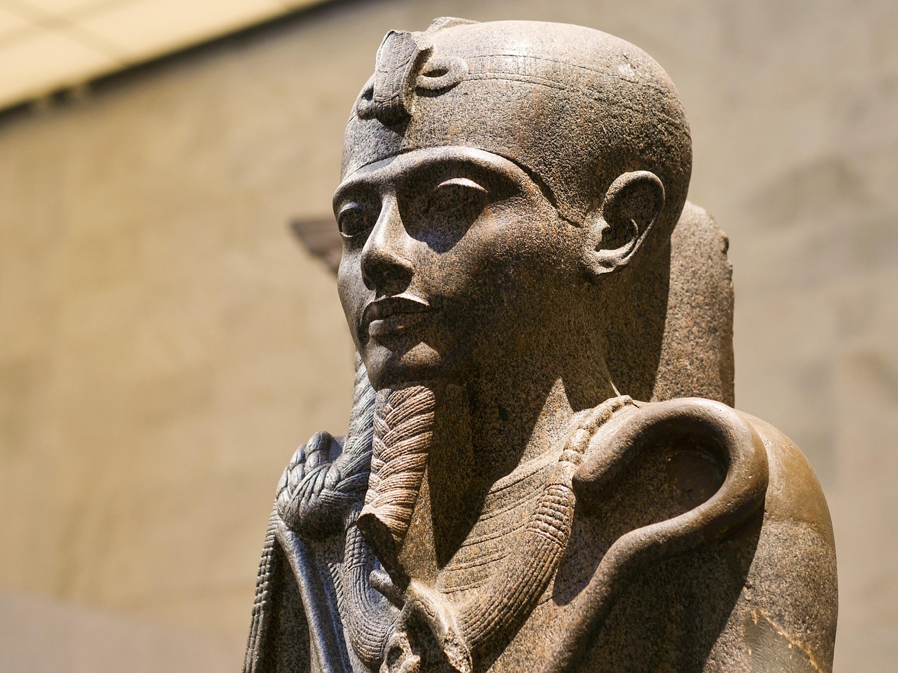 Cairo receives 36 historic artifacts returned by U.S. authorities